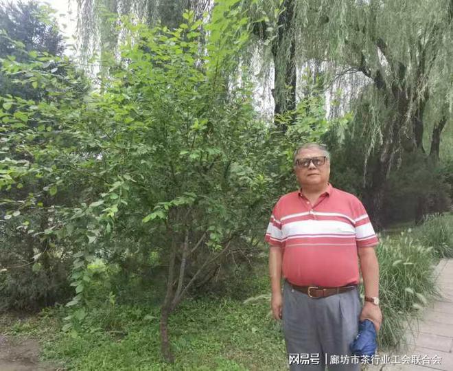 PG电子平台陆尧聊茶：中秋礼茶挺讲究(图1)