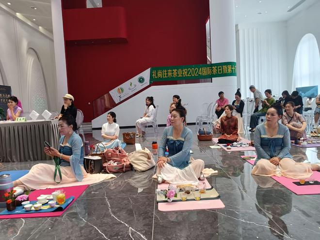 五月茶韵香共品花湖红——2024国际茶日湖北鄂州分会场开幕(图9)
