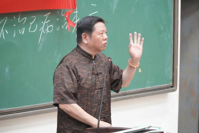 PG平台以“茶”育人“种子计划”邂逅潮州工夫茶(图3)