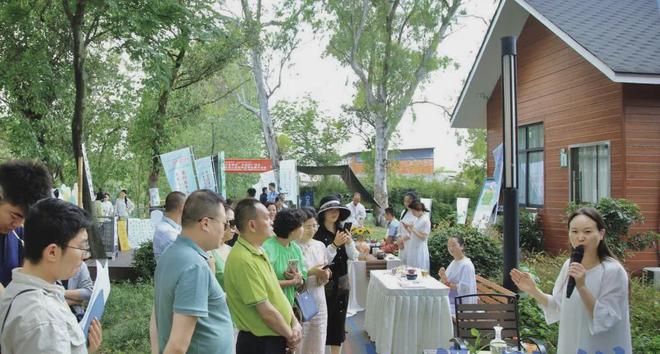 PG电子网站成都茶楼协会：2024国际茶日给非遗盖碗茶、坝坝茶过了一个节(图4)