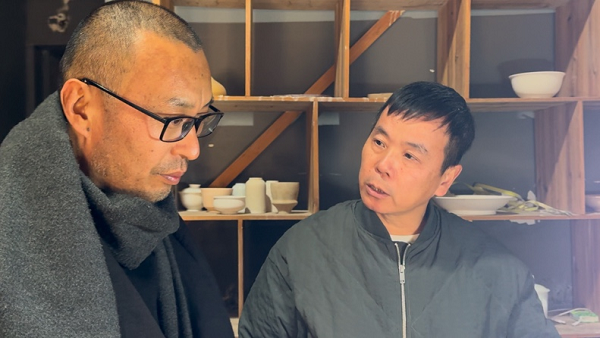 PG电子平台世界茶产业联盟专家著名茶人丁伟与茶农瓷商携手助力茶产业经济社会效益发展(图2)