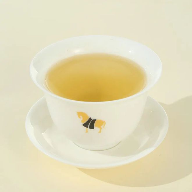 PG电子网站“茶中贵族”vs“茶中茅台”谁更有实力？爱茶的人喝完都真香了……(图2)