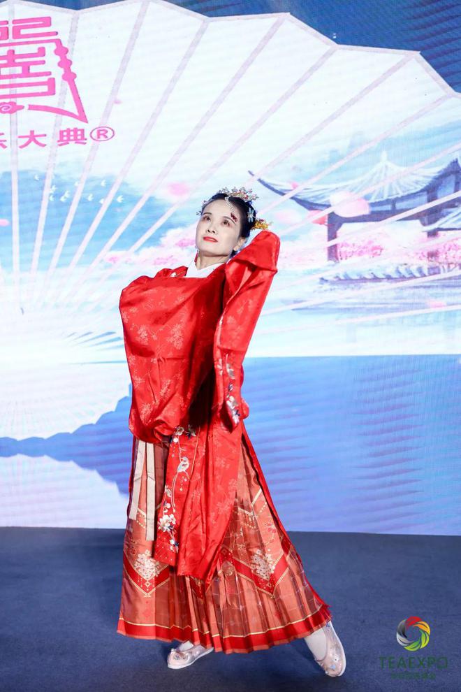 神农兴国饮·茗香礼华夏2024首届神农茶文化论坛盛大召开(图15)