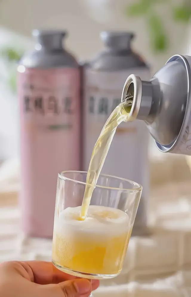 PG电子平台2024中国食品行业年度榜单正式揭晓金星中式精酿啤酒荣誉上榜！(图5)