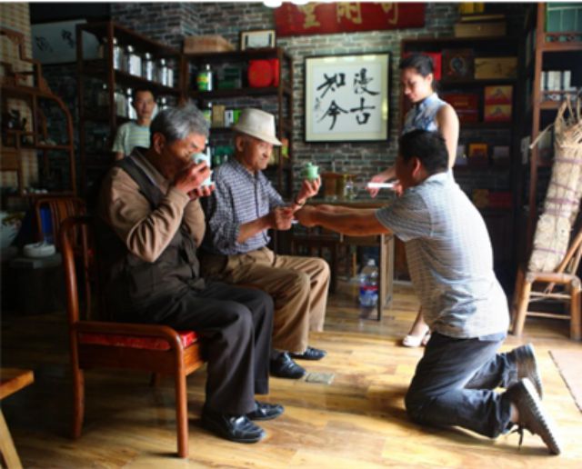 踏实做人勤奋制茶——巴蜀茶痴何长明茶缘情深(图4)