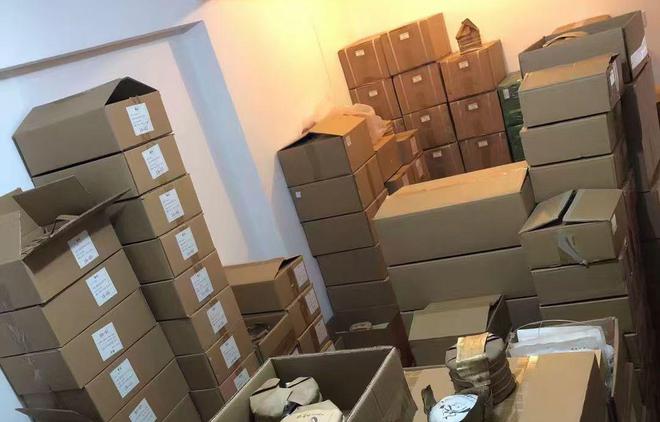 PG电子平台做货真价实的山头茶：直播带货带了个一败涂地！(图1)
