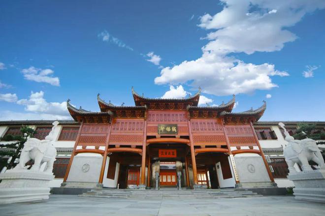 对线后的景德镇陶瓷新故事(图1)