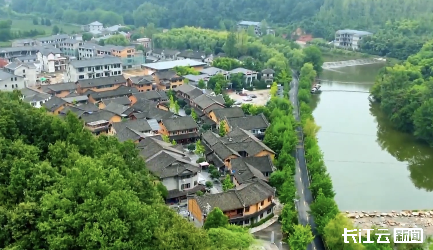 闪亮的足迹·中国答案②丨湖北堰河+浙江余村=“共富联盟”(图2)