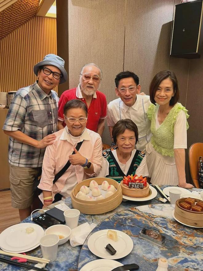 88歲綠葉王出席開幕禮精神奕奕曾入ICU看淡生死將遺產捐出行善(图1)