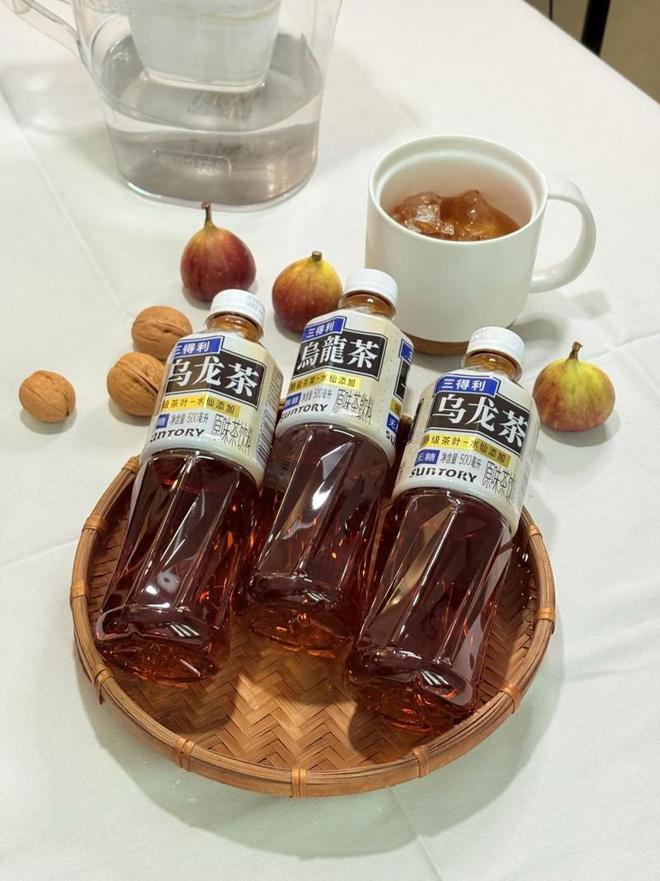 三得利乌龙茶与线上零售的融合关系:品牌发展新路径(图3)