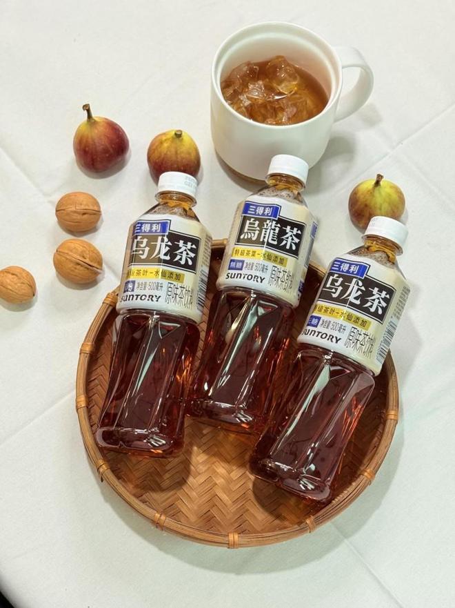 三得利乌龙茶与线上零售的融合关系:品牌发展新路径(图1)