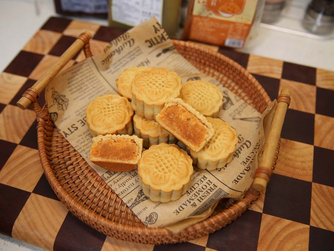 月饼销量暴跌2万吨!消费者说出其中的实情月饼不如送茶叶实在(图8)