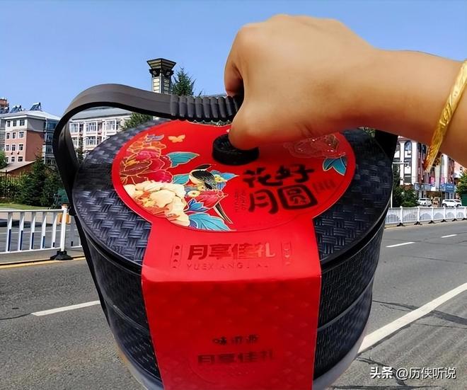 月饼销量暴跌2万吨！消费者回归理性说出实情不如送茶叶实在(图13)
