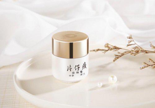 别再只带馅饼啦!老福建人真正的“伴手礼”是这一瓶经典“国妆”(图2)