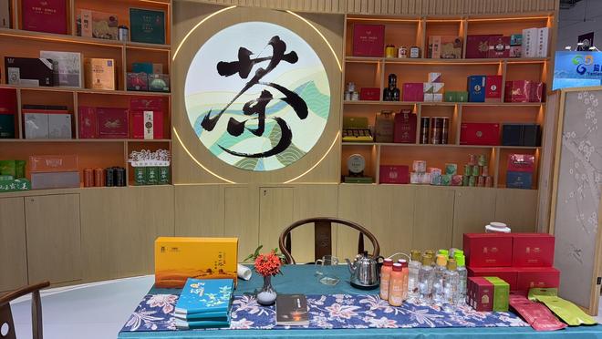 赤壁青砖茶“避重就轻”领跑新赛道(图1)