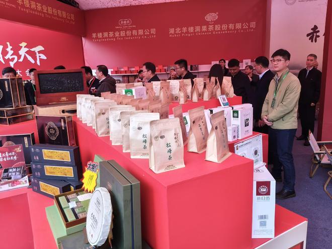 赤壁青砖茶“避重就轻”领跑新赛道(图3)