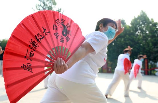 新知十年十“宝”!刻在时光里的中国非遗(图2)