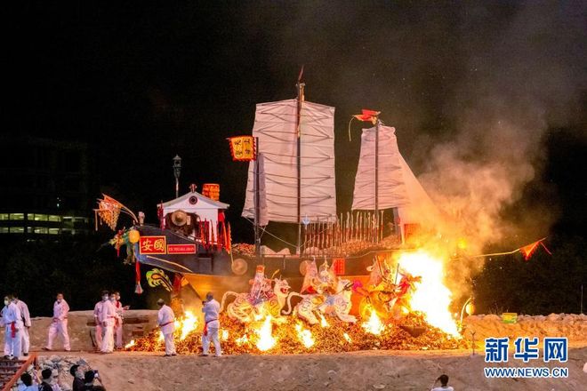 新知十年十“宝”!刻在时光里的中国非遗(图3)