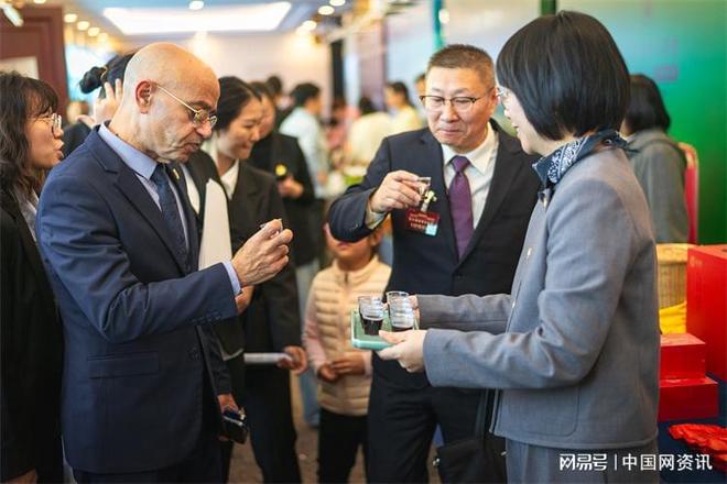 PG电子平台第六届茶馆业大会举行“十五五”发展方向锚定(图4)
