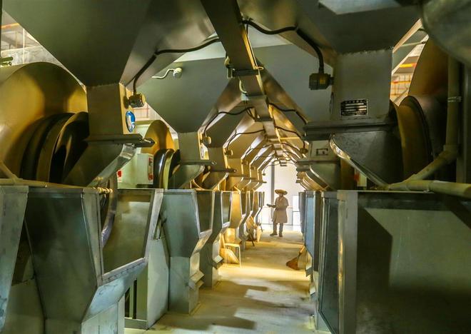 秭归宜红公司新产线吨群山之间奏响乡村振兴新乐章(图1)