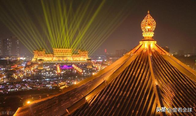 PG平台元旦夜的洛阳：千年宫阙下的汉服潮藏着古都文旅的破圈密码！(图4)