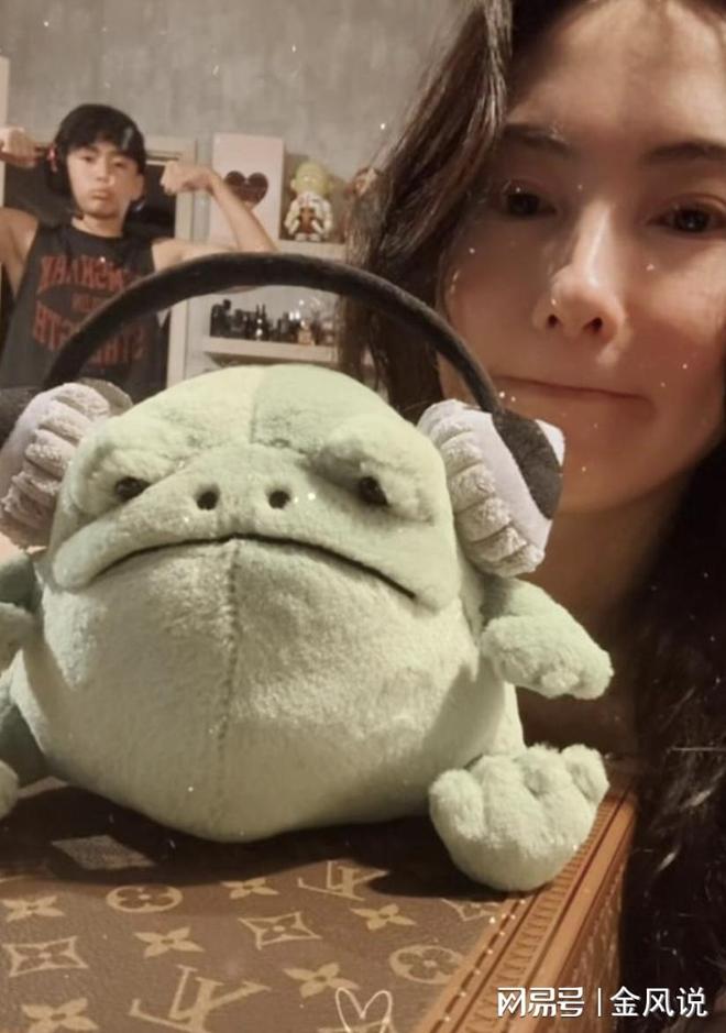 张柏芝超市购物晒账单买两块牛排近800元称儿子们一天吃四餐(图24)