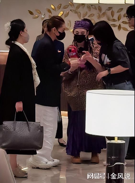 张柏芝超市购物晒账单买两块牛排近800元称儿子们一天吃四餐(图6)