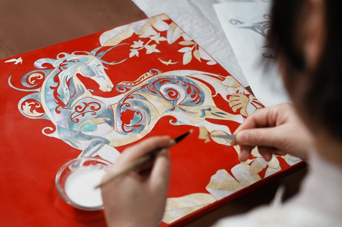 礼品市场迎“健康+文化”新变革小仙炖非遗创意“龙马安康”礼盒成新年新选择(图4)