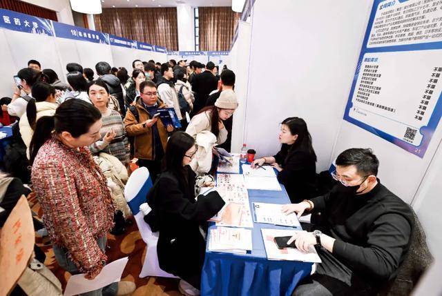 PG电子网站世界名校生过不了面试？(图3)