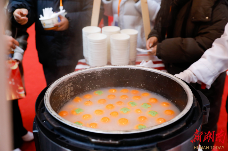 一万份汤圆免费炫！湖南高校节日氛围感拉满(图7)