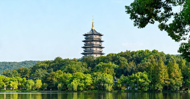 杭州两天一晚参团必去景点杭州灵隐飞来峰专业导游带队纯玩(图8)